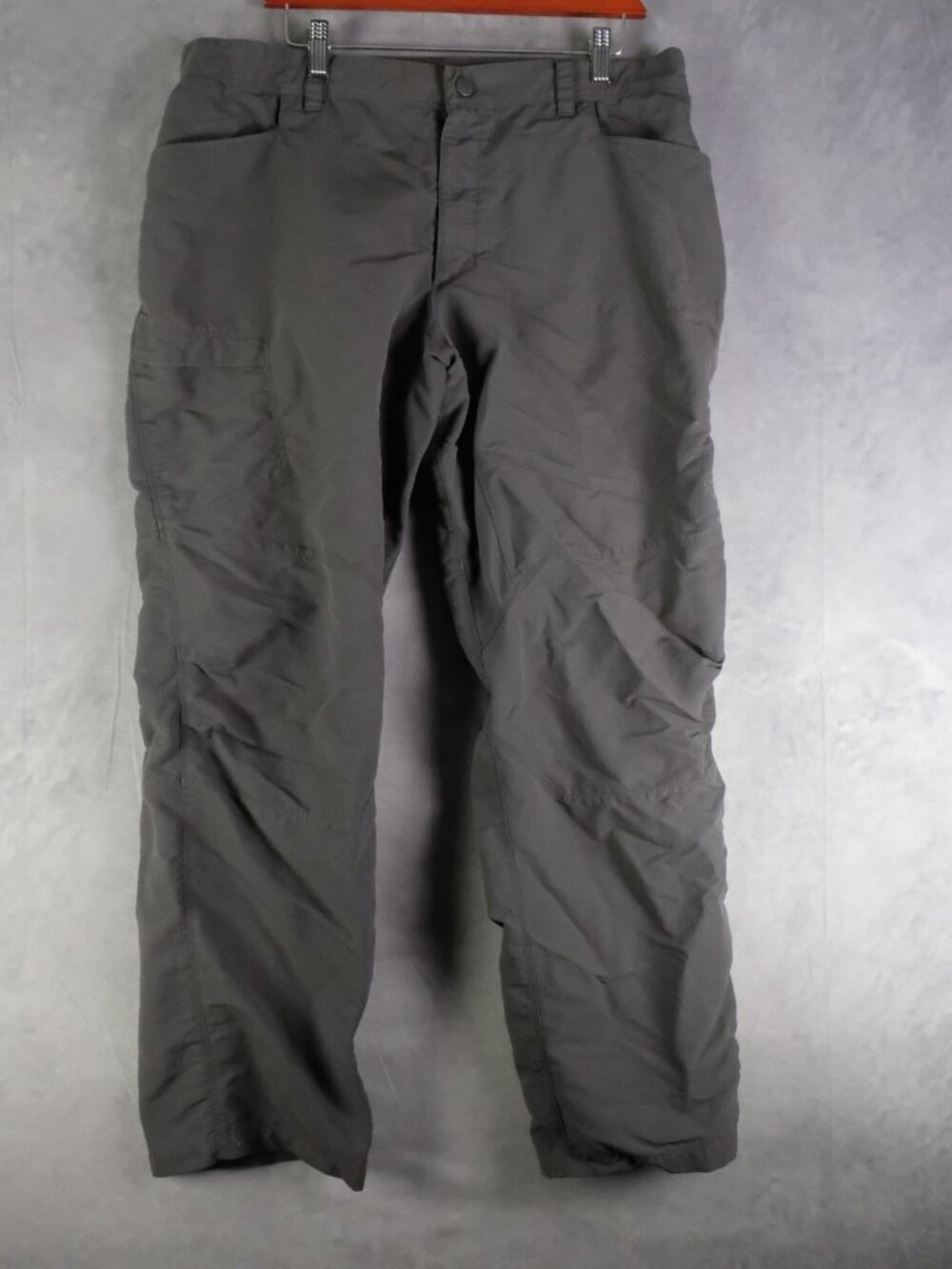 The North Face Hiking Pants Mens 36X32 Gray Nylon Lightweight Outdoor